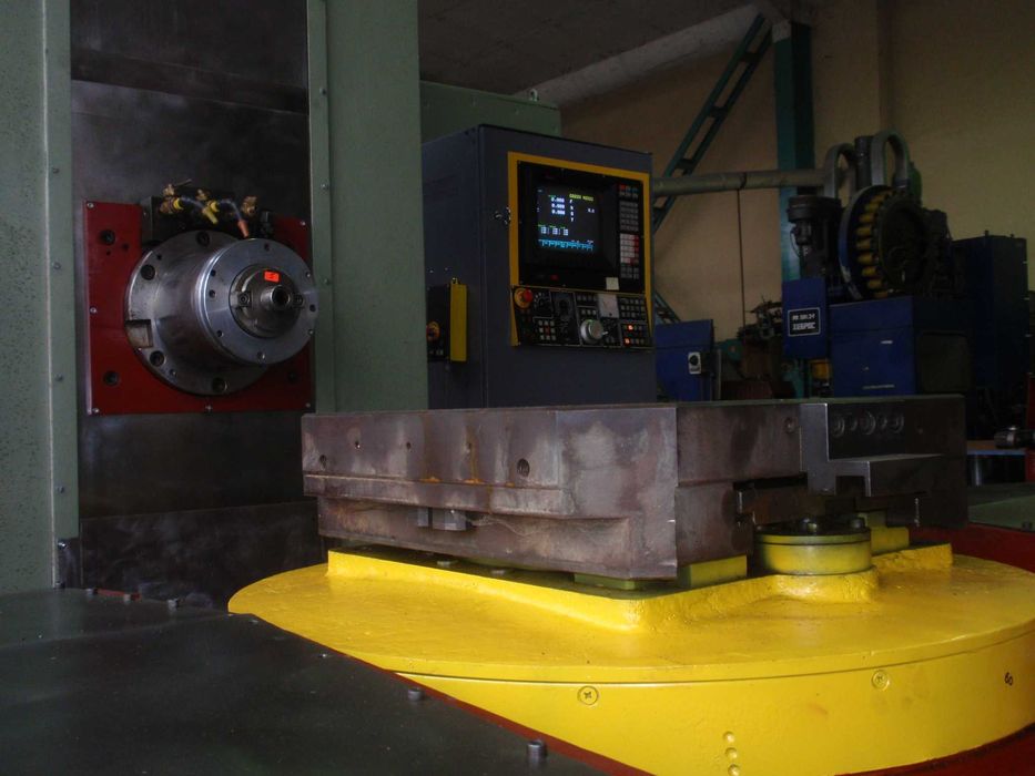 Машинен център IS 500 CNC