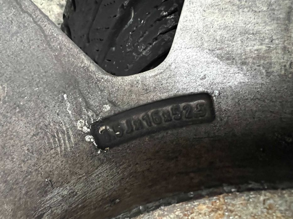 4бр. ОРИГИНАЛНИ алуминиеви джанти 6.5Jx16 ET52.5 5x108 от Волво/Volvo!