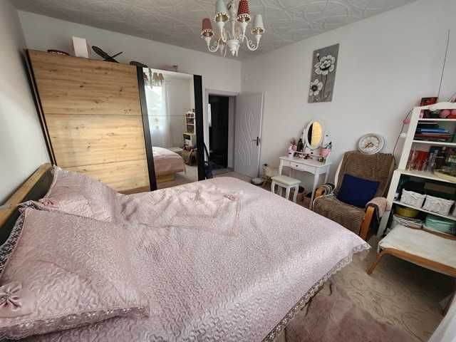 Продава се Етаж от къща в Търговище, Център - 94 кв.м за 1411 €/кв.м - Снимка #4