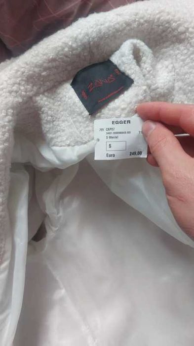 Palton ZANA Egger fashion"lana naturala" cumparat de la o casa de moda