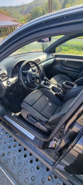 Dezmembrez Audi  a4 b6 / b7