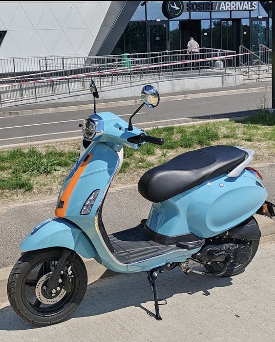 Scuter Vespa Replica, NOU, inmatriculat