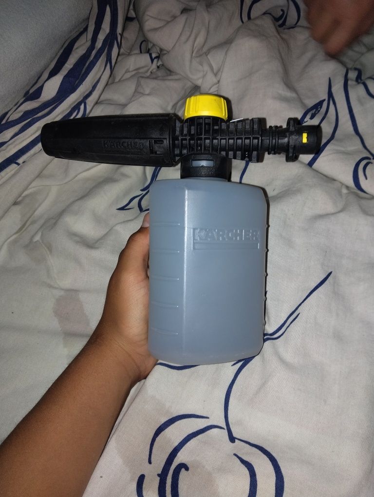 Продавам водоструйка на karcher