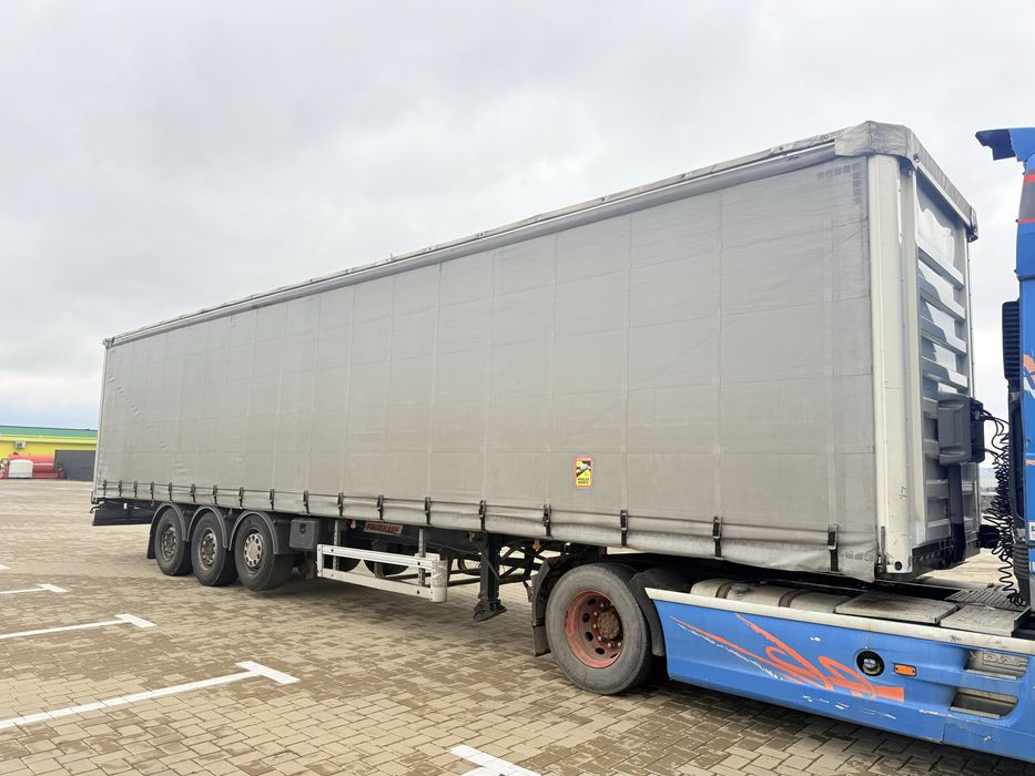 Semiremorca Fruehauf 2015 Standard / Axe saf balansoar / Axa lift