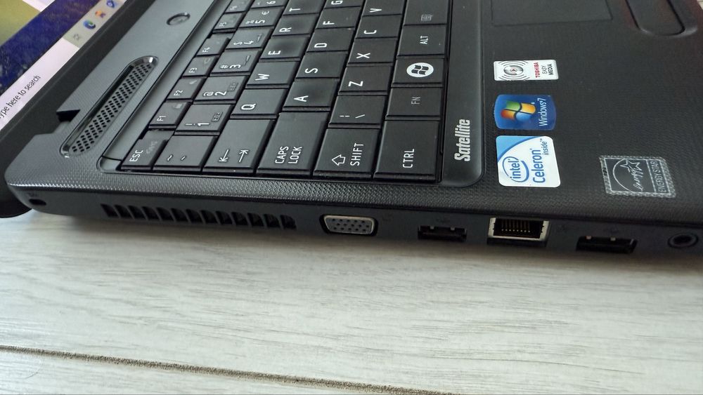 Laptop Toshiba Satellite C650-14D