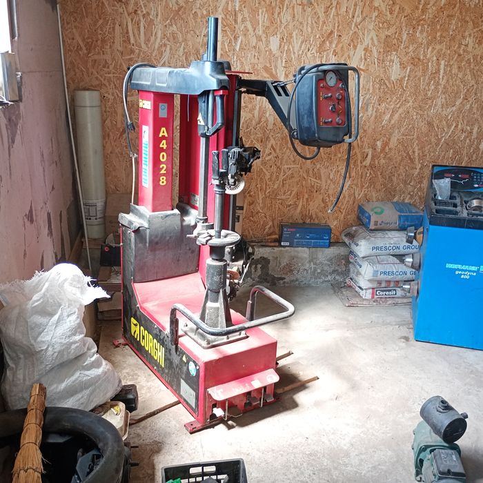 Vând dispozitive vulcanizare