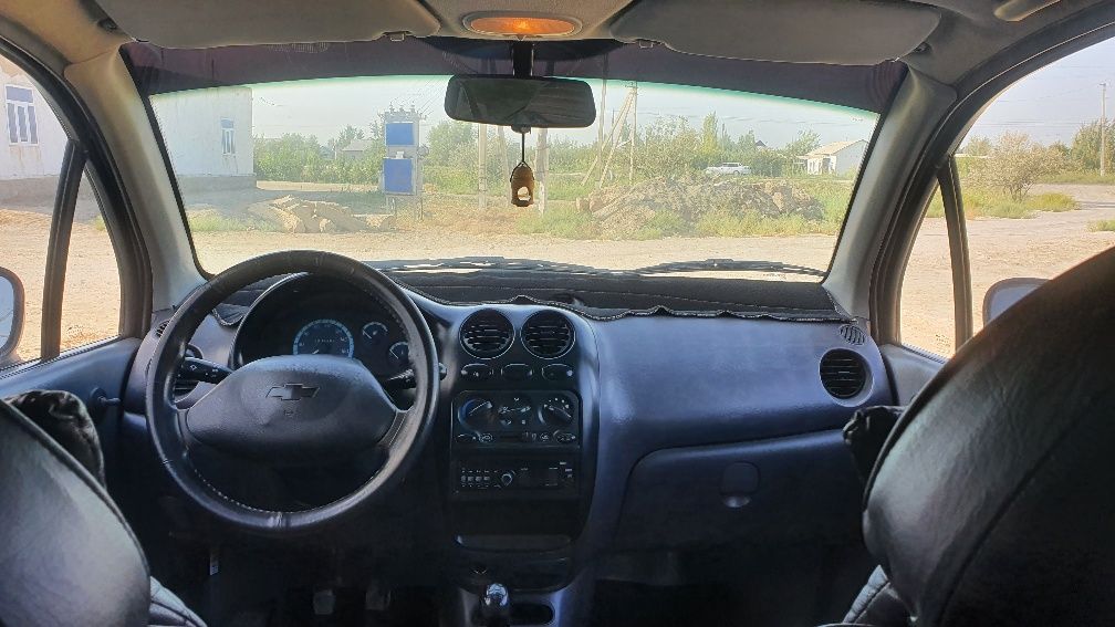 Matiz 2011-yil 200.000 km 3200$ kelishiladi.metan gaz o‘rnatilgan