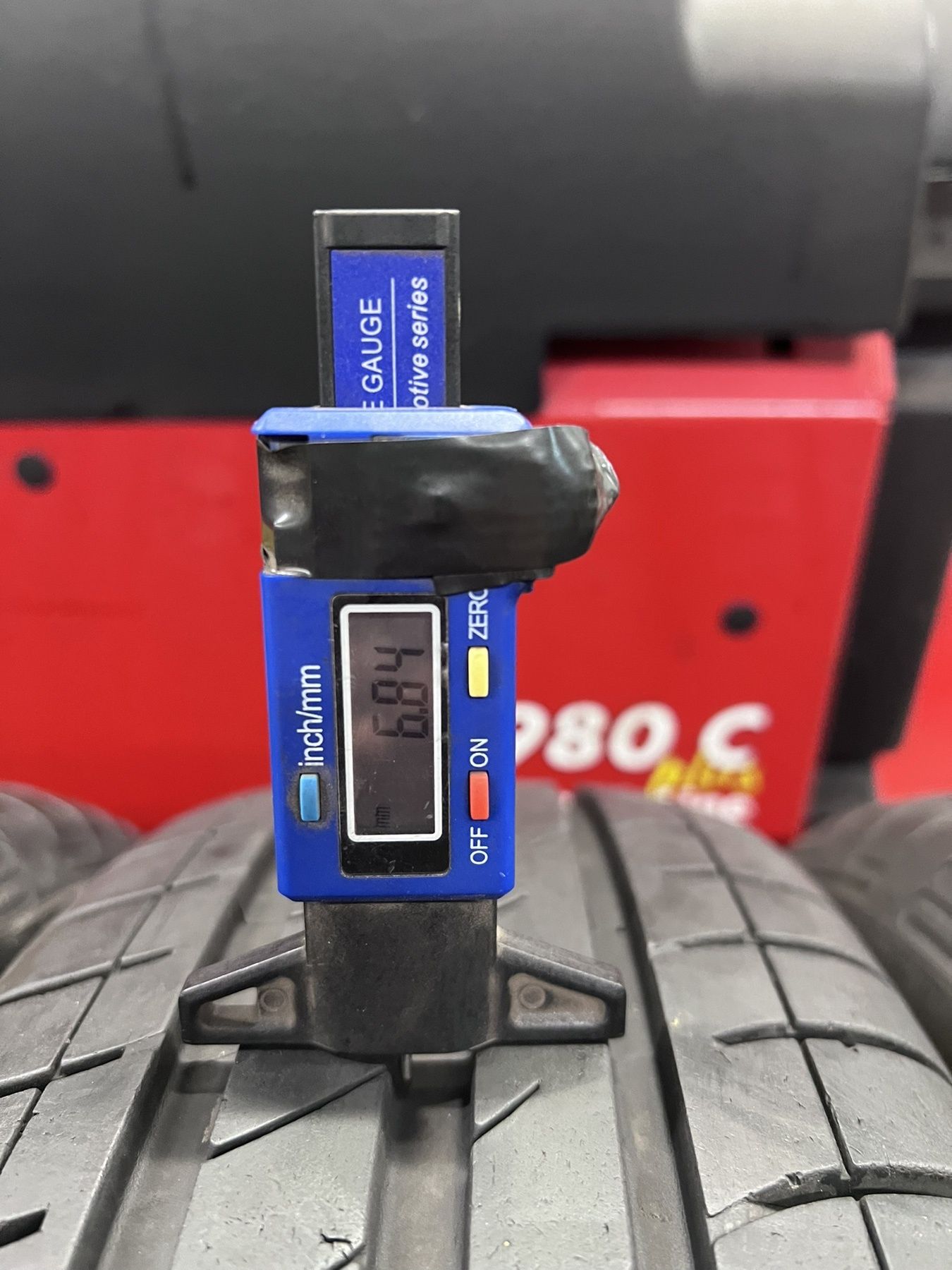 Летни гуми 185/65 R15 Vredestein