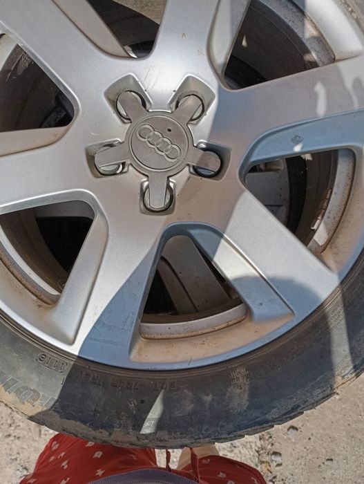 2 seturi de genti Audi R17 si r18