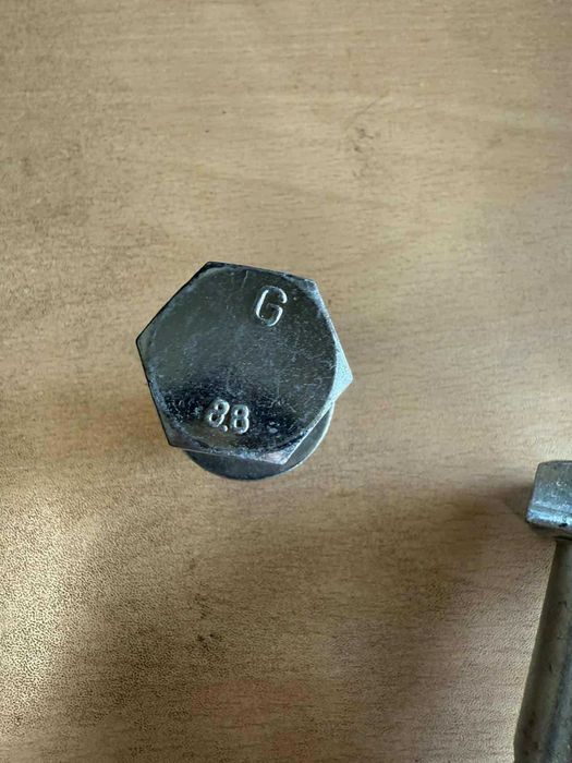 Болтове с гайки с шайби