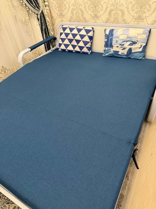 Диван транформер , очень хорошем состояние