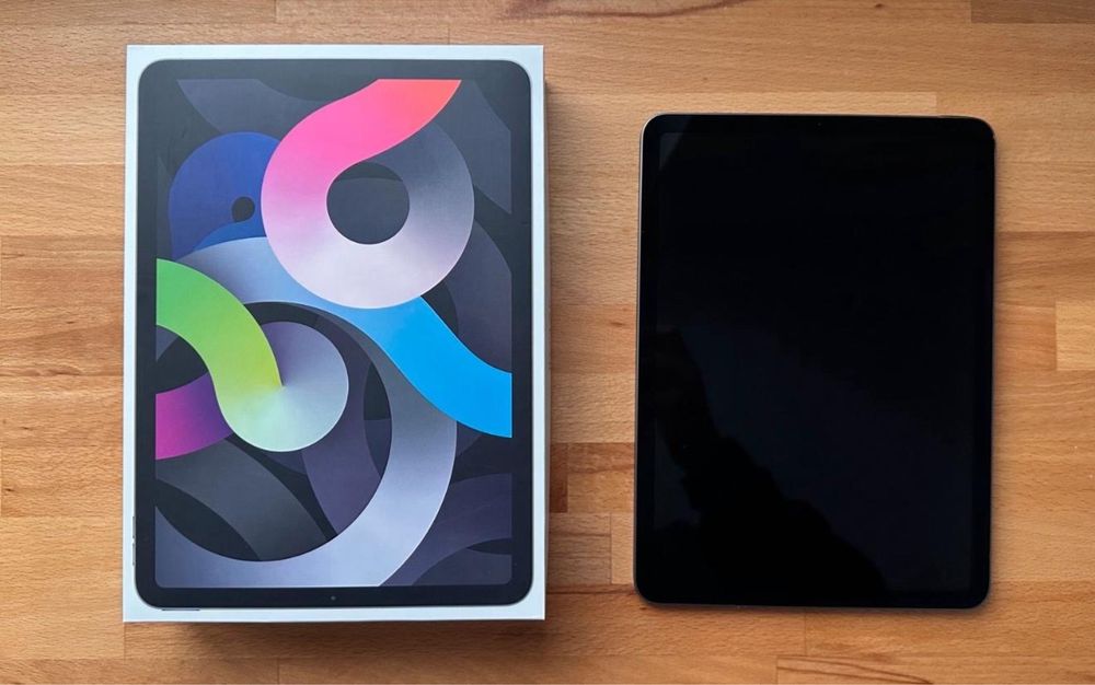 iPad Air 4 Wi Fi + Cellular