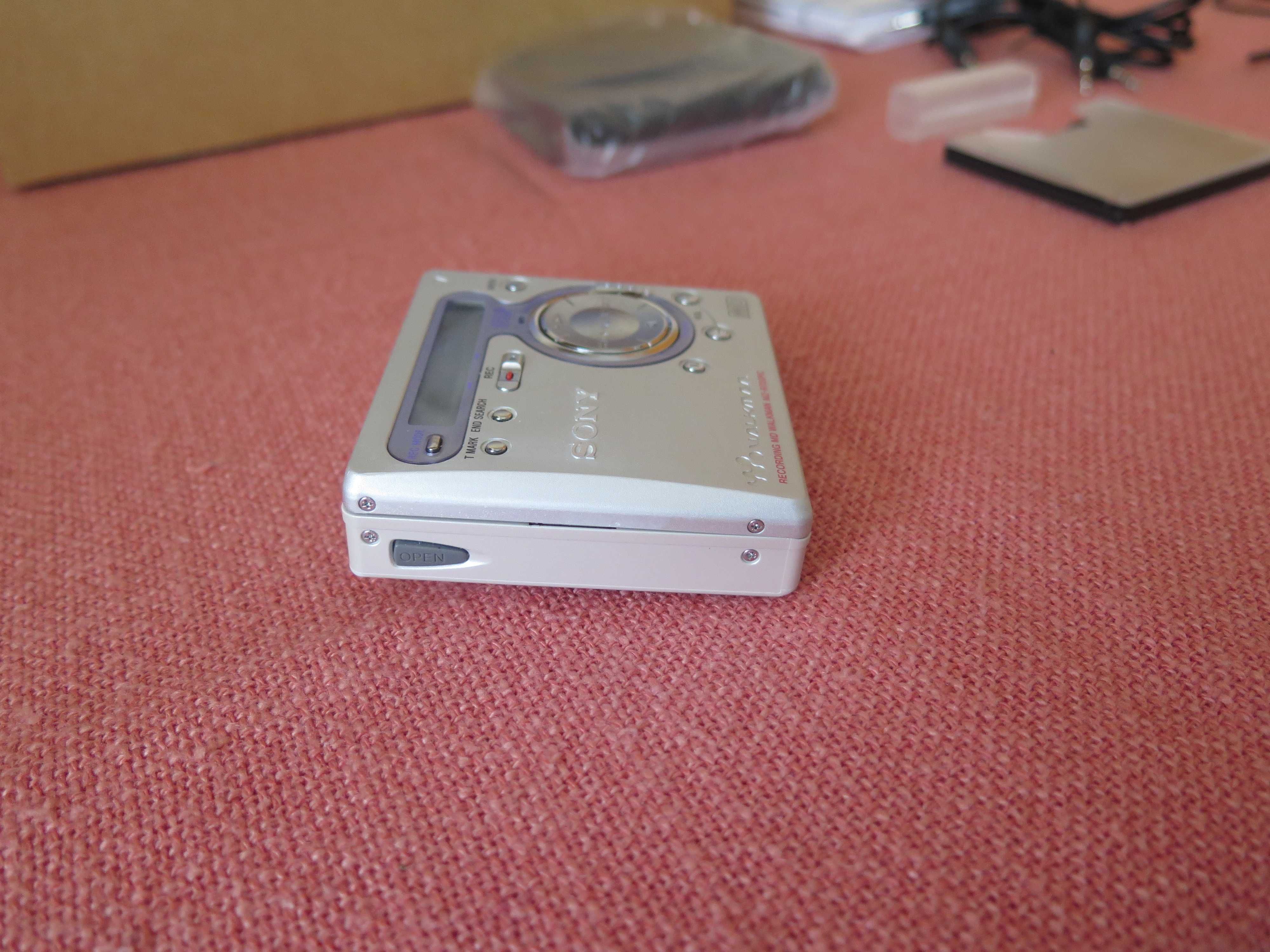 Sony Walkman  MZ-R700  MDLP  ,G-PROTECTION - минидиск