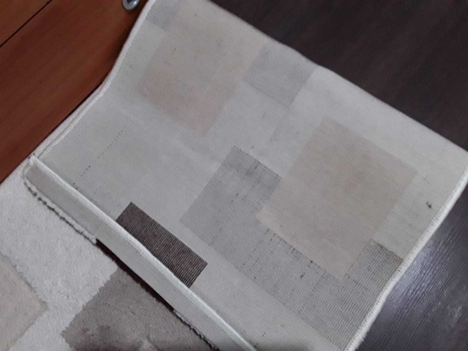 Vând Covor Dreptunghiular