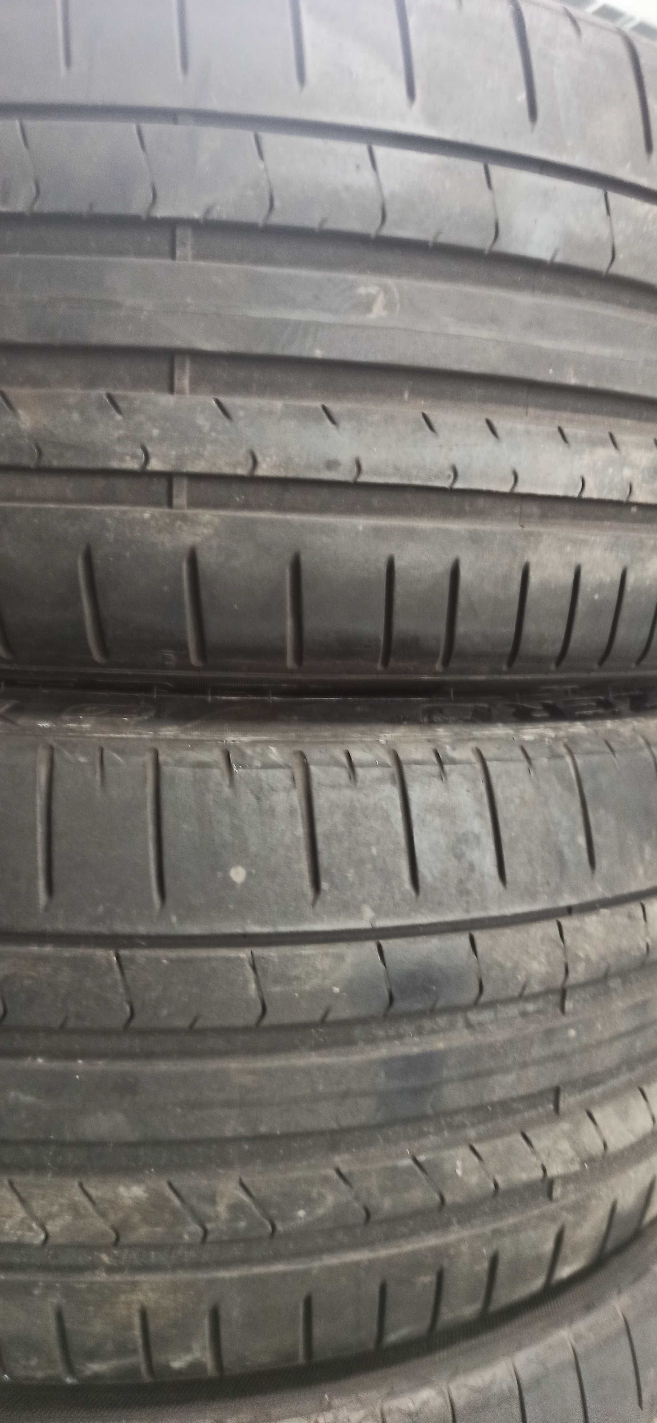 2бр.летни гуми 235/35/20 Pirelli