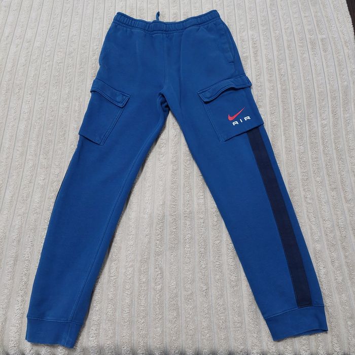 Pantaloni nike marimea XL