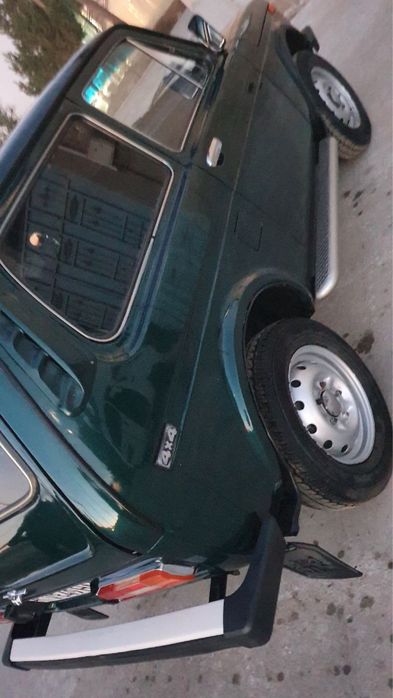 Нива состоянияси яхши,матор коробка ходовой иши йук