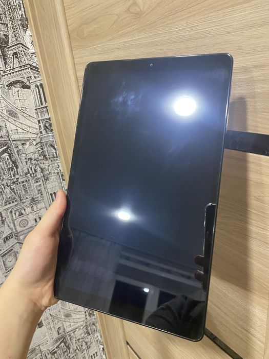 Продам Samsung TAB A10