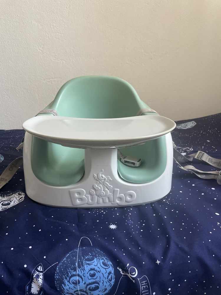 Bumbo столче за хранене