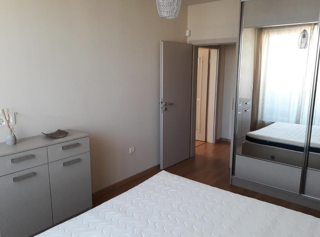 Дава се под наем Двустаен апартамент в София, Обеля 1 - 110 кв.м за 530 € - Снимка #4