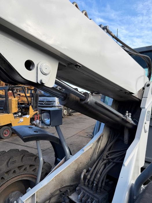 Incarcator frontal Terex