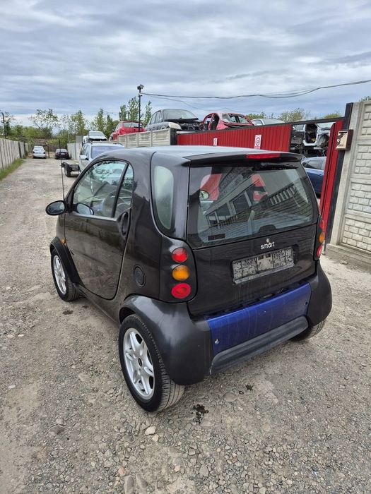 BARA FATA /FARURI/ARIPI/CAPOTA/TRAGER/RADIATOARE SMART FORTWO 0.6 BENZINA