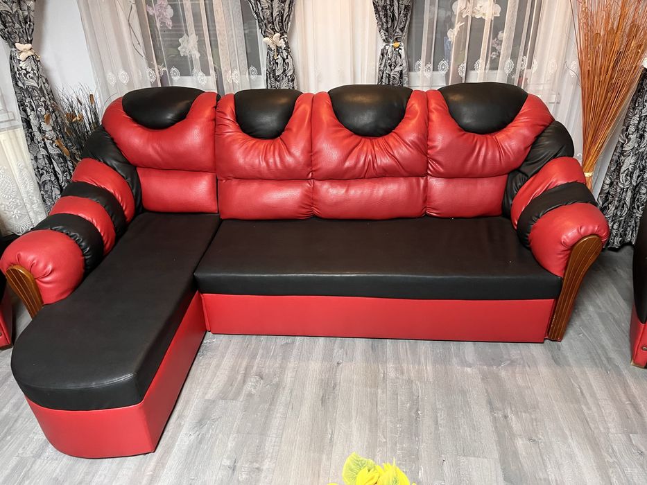 Canapea extensibila + 2 fotolii din piele
