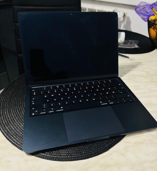 Vand macbook Air 2022