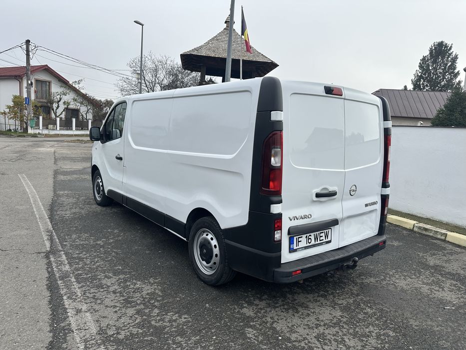 Opel Vivaro 2017 1.6D 125 cp