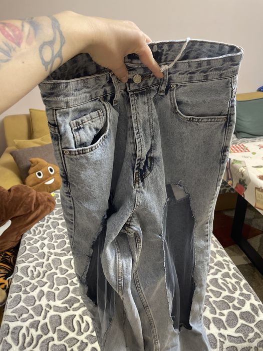 Чисто нови дамски ефектни дънки С/М поскоро М