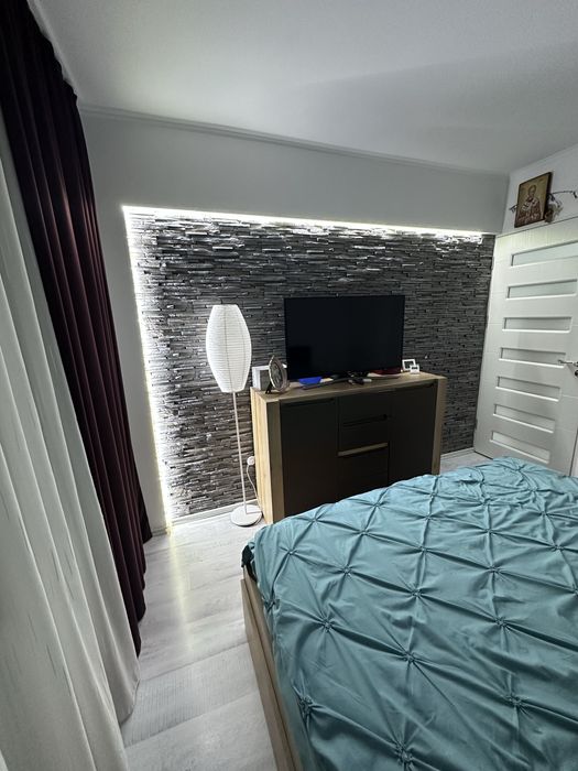 Apartament 2 camere, decomandat, utilat si mobilat, micro 17, Galati