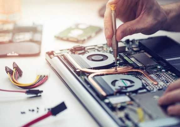 Repar PC/Laptop –Schimb componente, instalări - de la 50 lei!