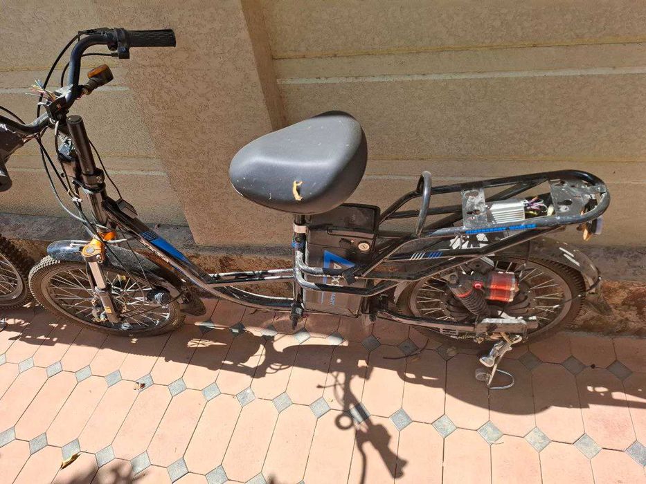 Skuter srochni sotiladi (kelishtirib beraman)