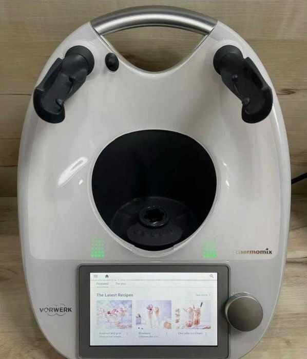 Thermomix TM6 cu geantă de transport