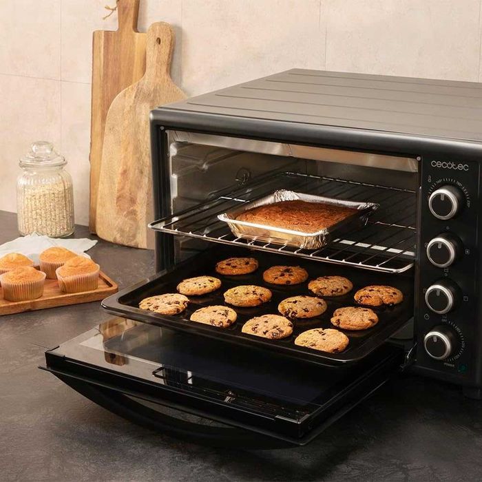 Готварска печка Cecotec Bake&Toast 6090 Black Gyro 2200W Фурна