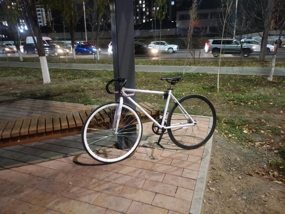 Фикс                     .