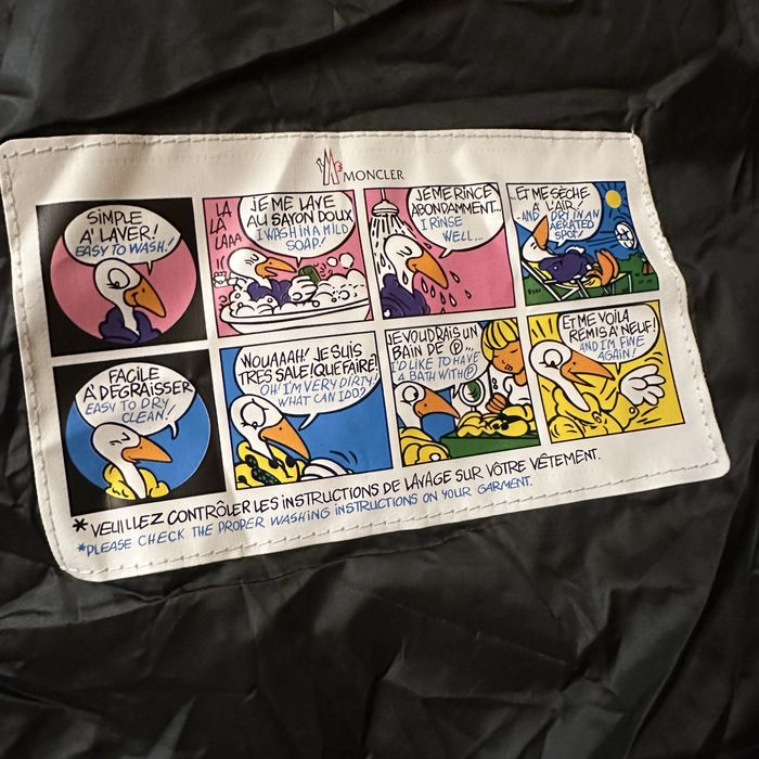 Moncler размер L чисто ново яке