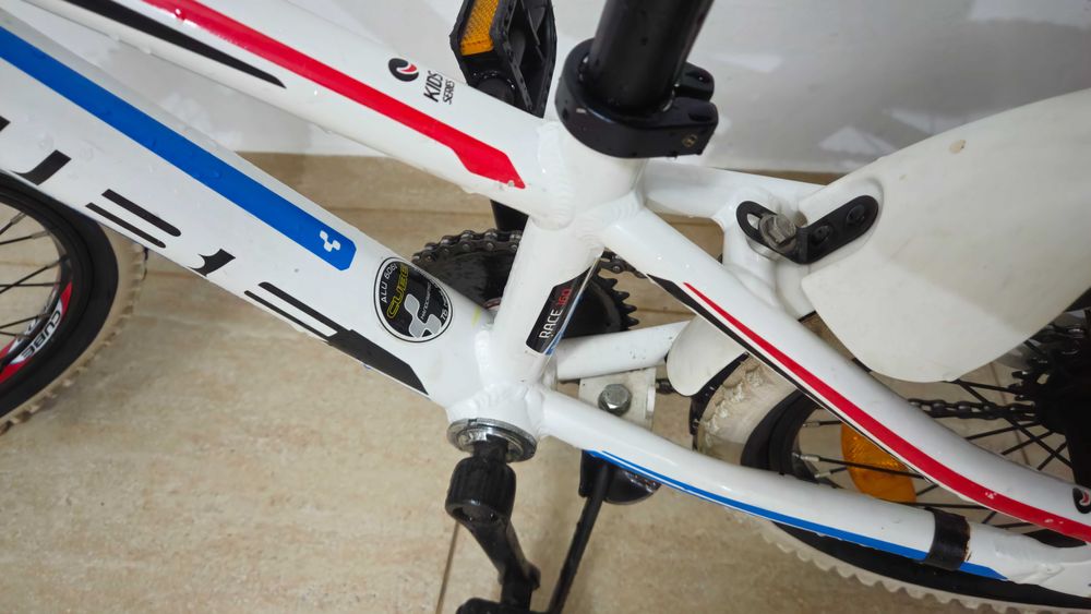 Bicicleta copii Cube 160 aluminiu roti 16 inch