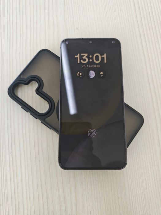 Samsnug S24 (новый даже мец нету)