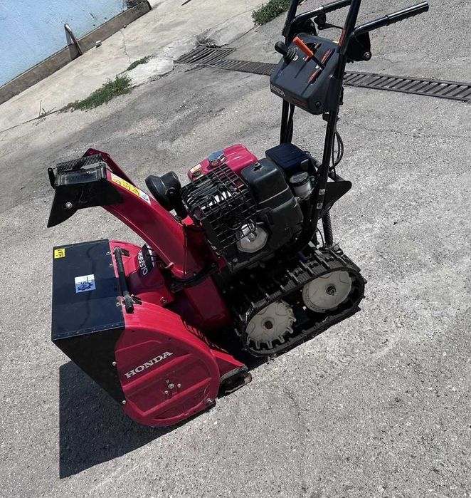 Верижен снегорин Honda HSS 970 ETS