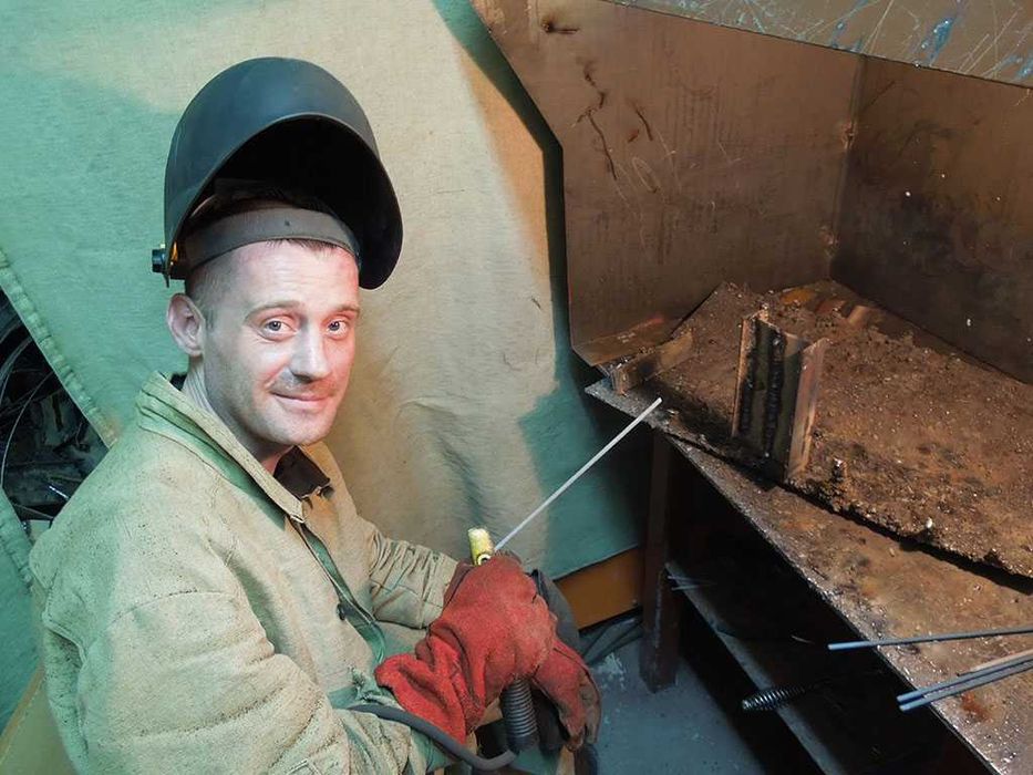 Сварщик в Алматы сварка труб сварочные услуги срочный вызов