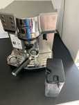Aparat cafea delonghi