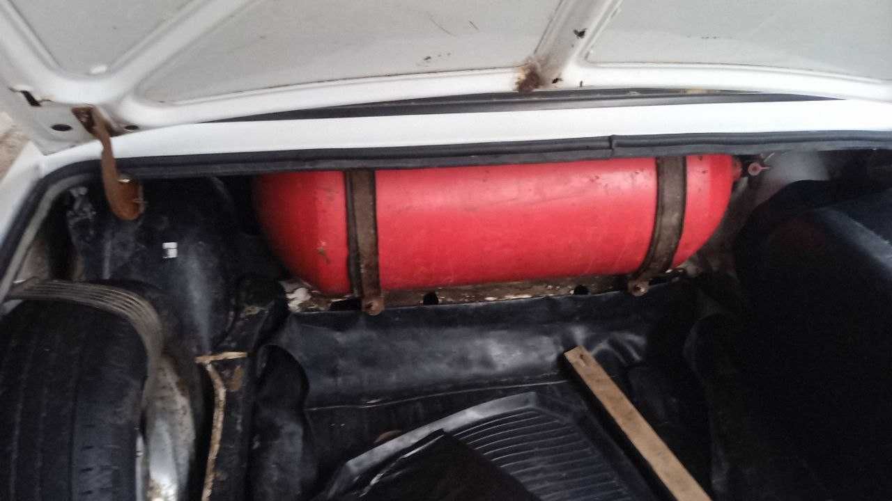 Vaz 2107 sotiladi