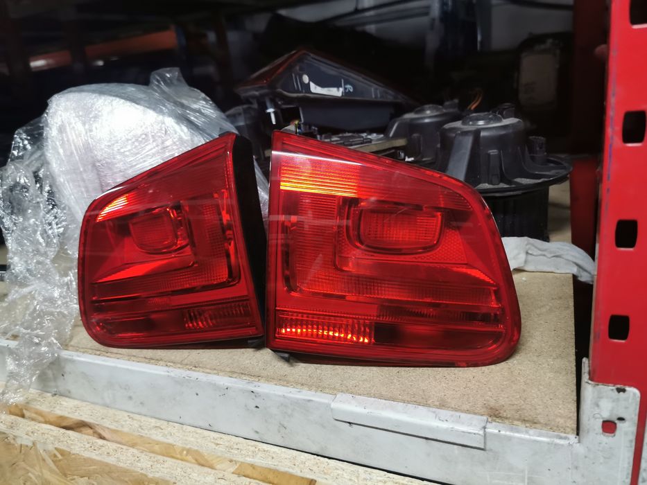 Tripla lampa stop Haion vw touran 2011 1T pe original