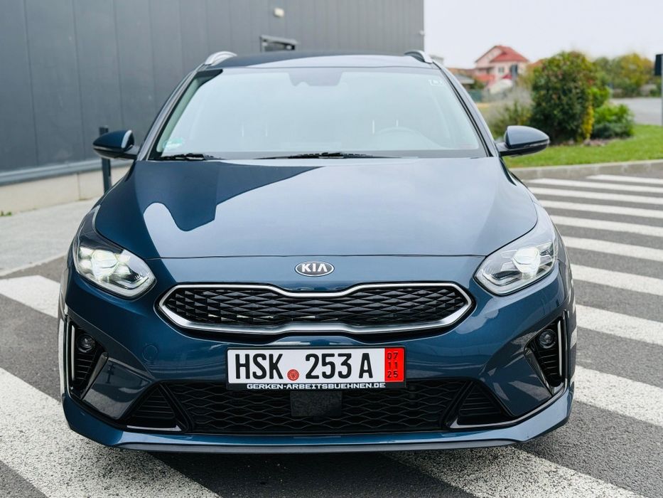 KIA Ceed Plug-in-Hybrid 1.6Benzina 2020
Motorizare 1.6 benzina Euro 6