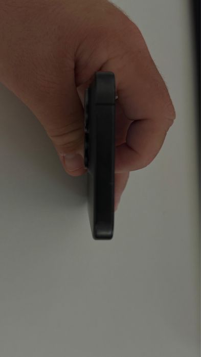 Iphone 15 pro 88% baterie