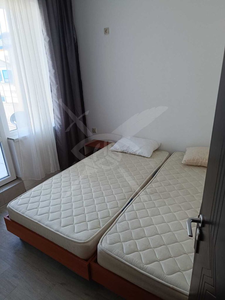 Продава се Двустаен апартамент в Поморие - 57 кв.м за 1053 €/кв.м - Снимка #3