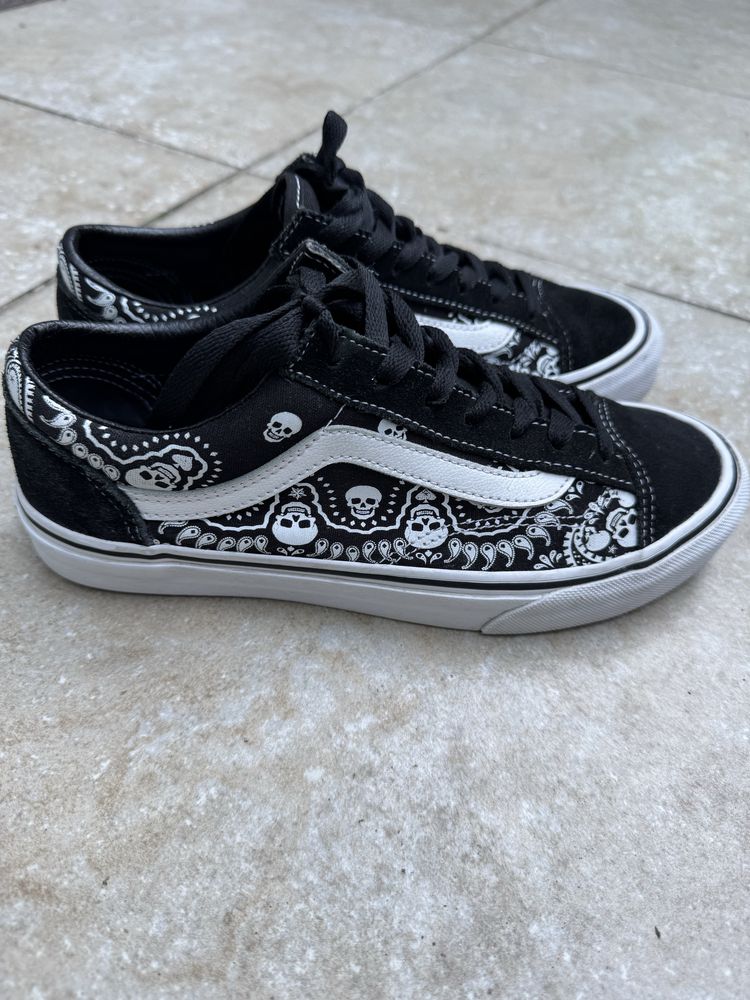 Vans Bandana Black and White