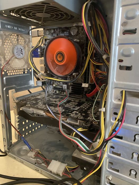 Компьютер сатылады