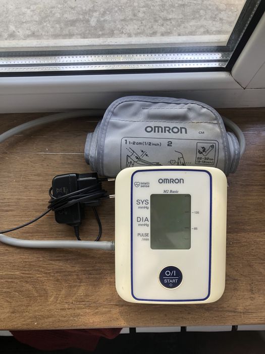 Электронный тонометр Omron